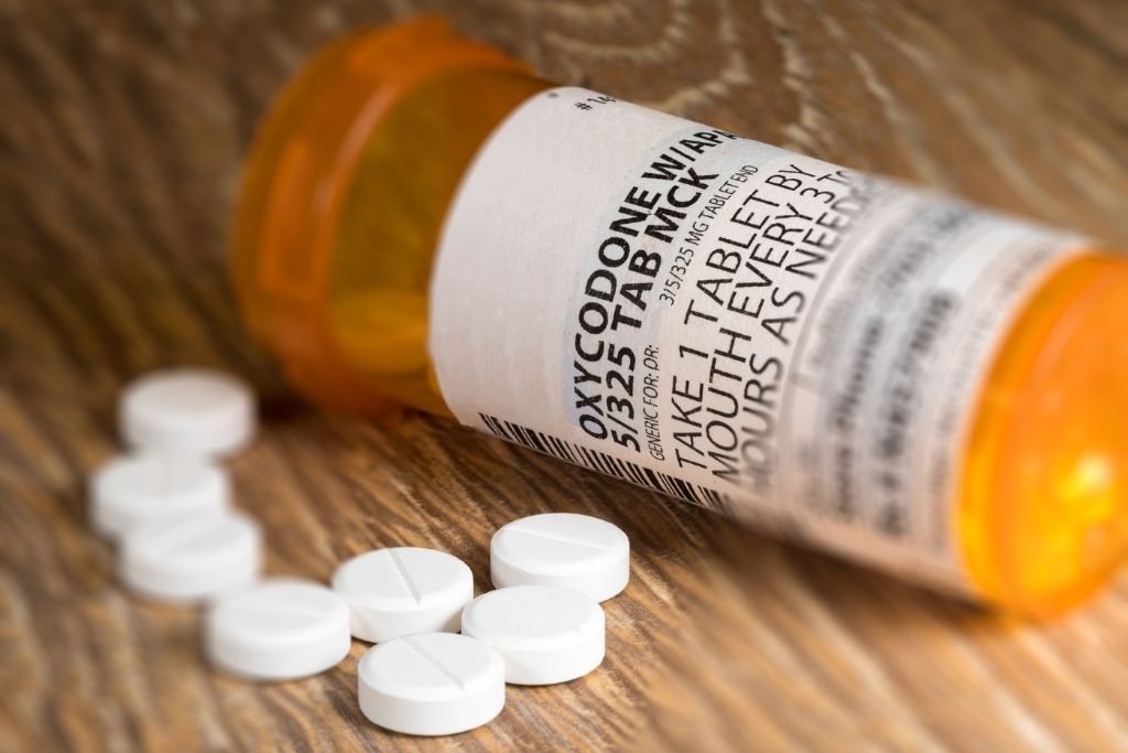 Opioid Detox: Withdrawal Symptoms, Treatment Options & Recovery